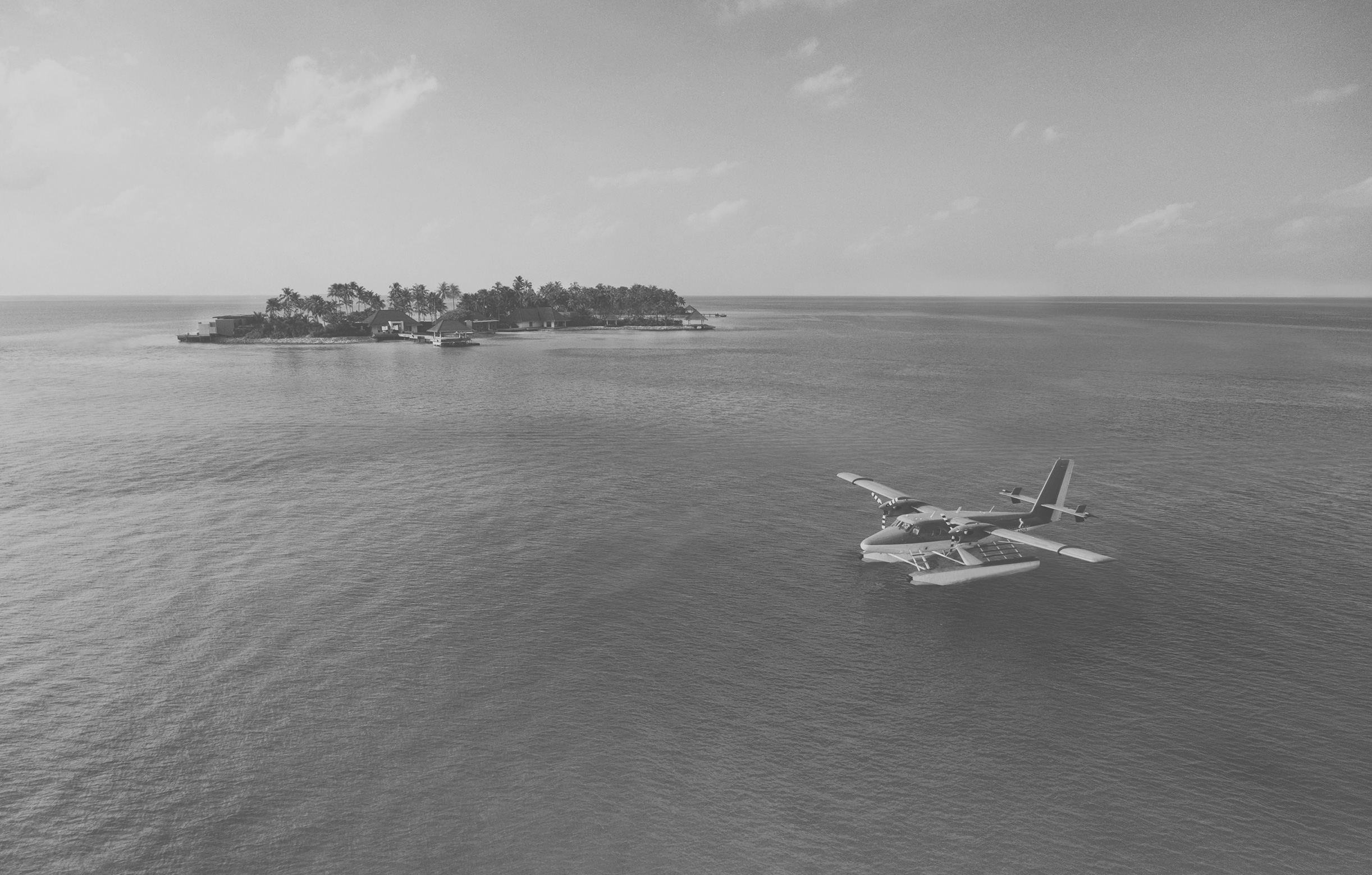 Wasserflugzeug vor Cheval Blanc Randheli Private Island