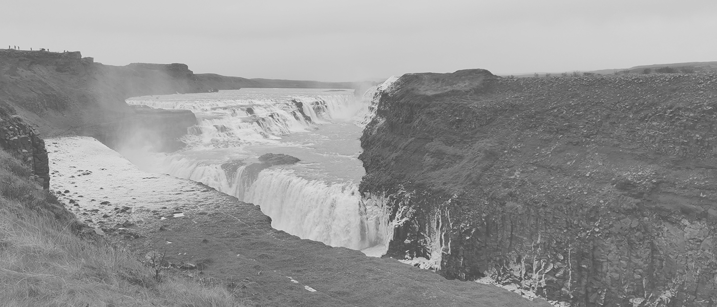 Tosender Wasserfall in Island