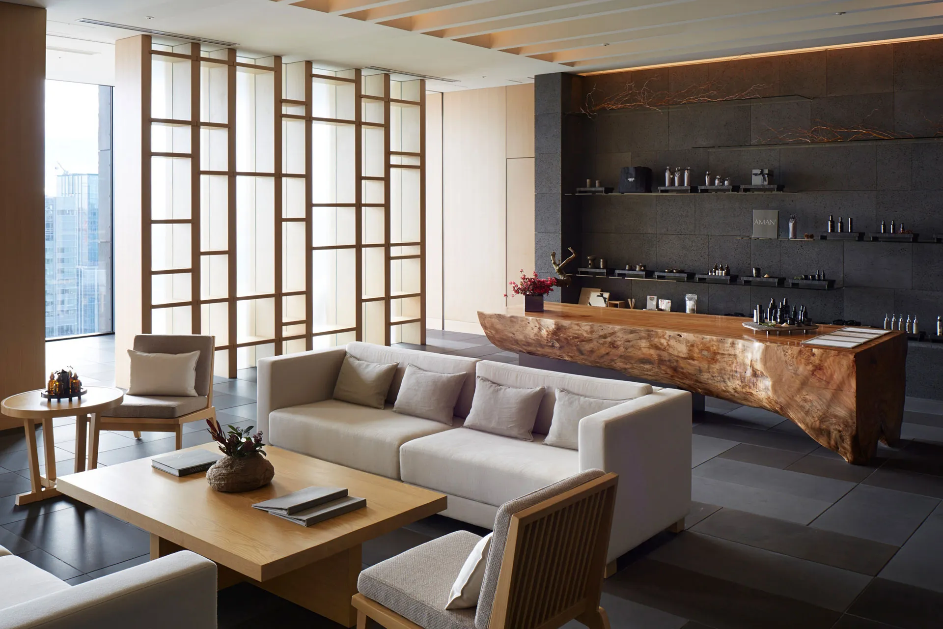 Couch mit Sesseln in japanischem Stil