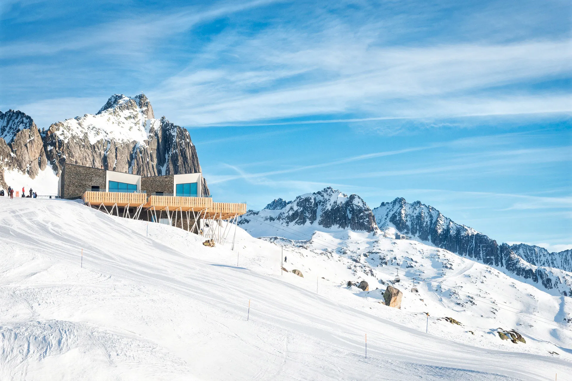 Alpine Designer Hütte an einer Piste