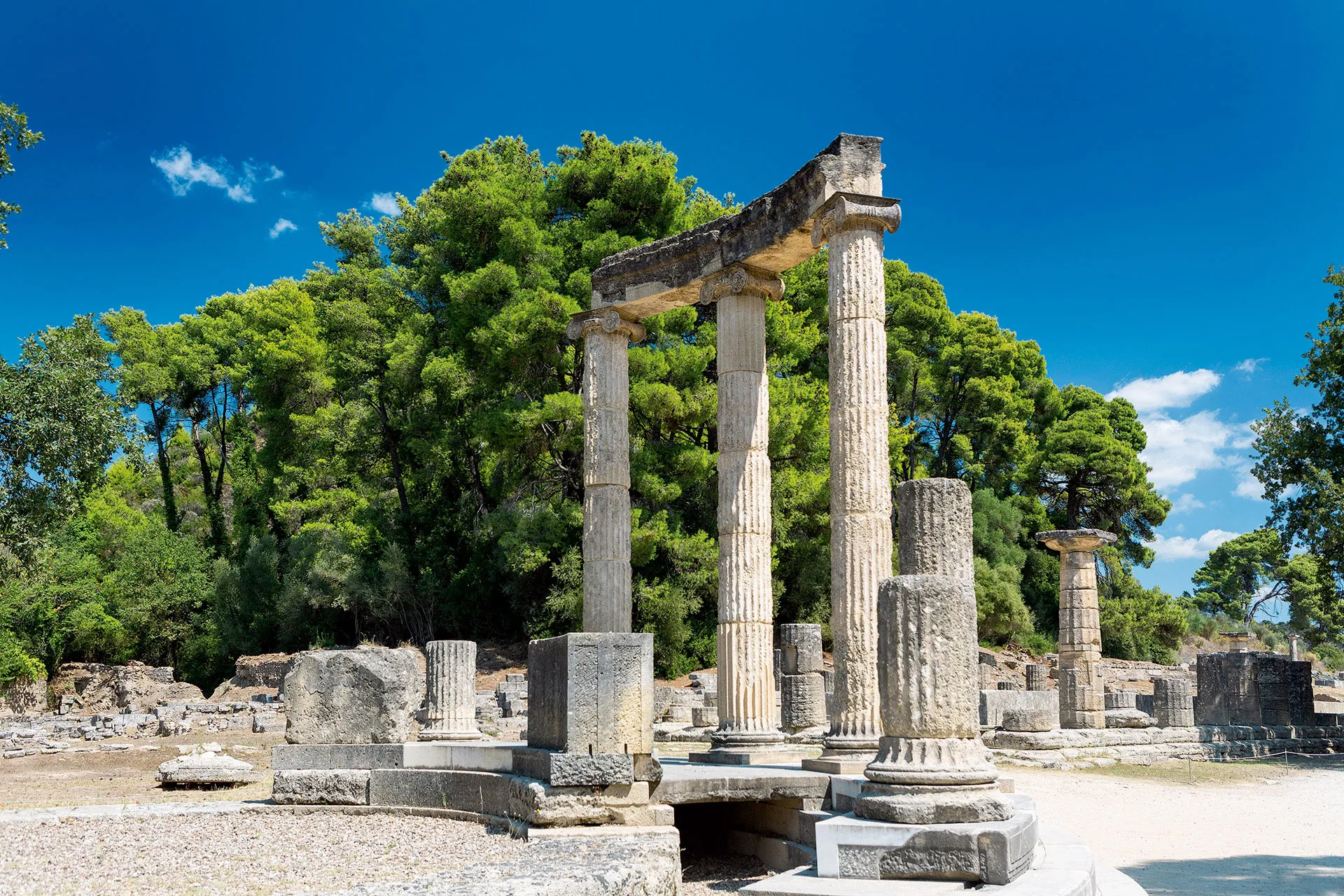 Reste eines antiken griechischen Tempels